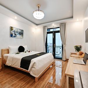 Deluxe Zimmer mit Kingsize-Bett